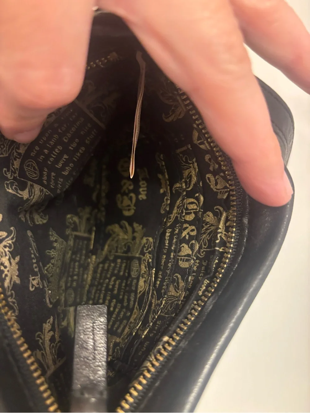 JUICY COUTURE VINTAGE Y2K Black Wristlet with Gold Accent
